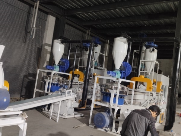 電路板處理現場